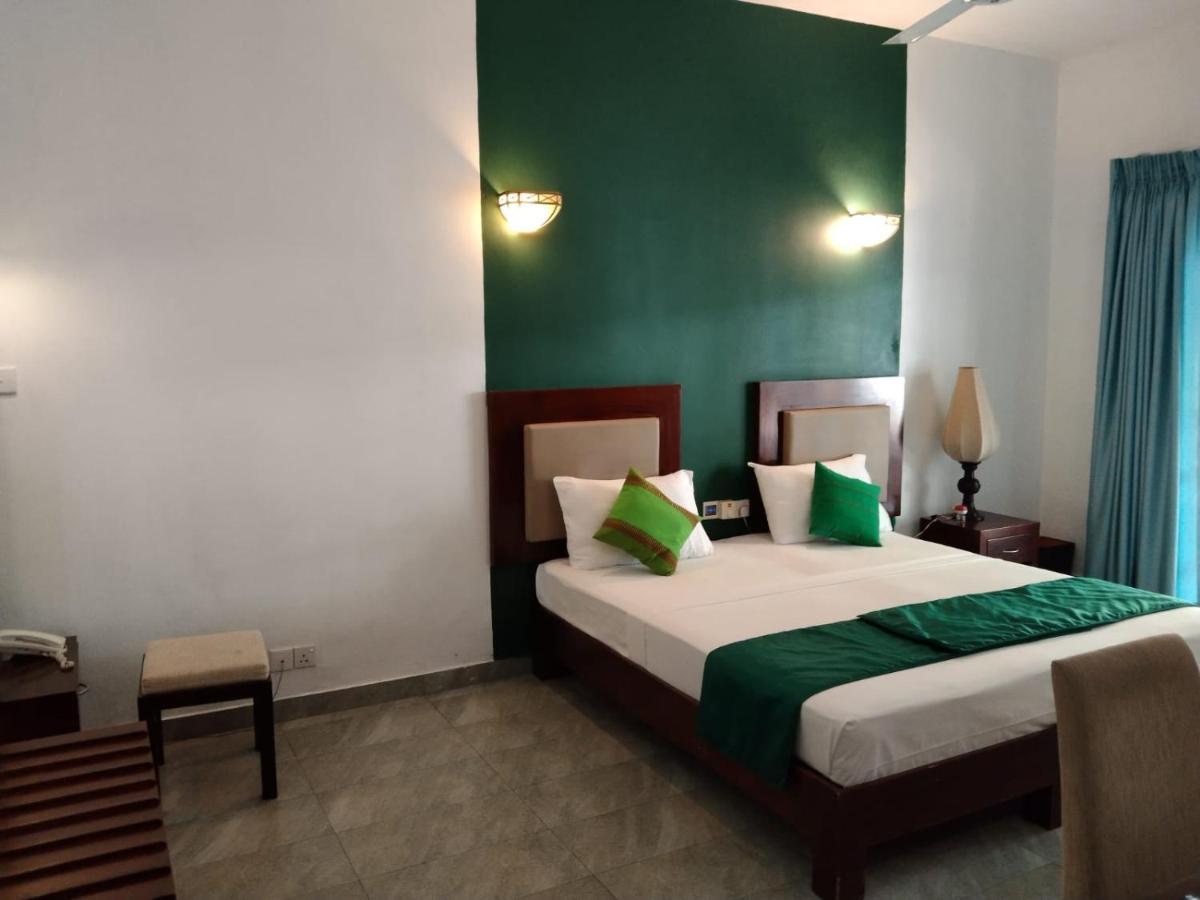 Ellen'S Place Colombo Exterior photo