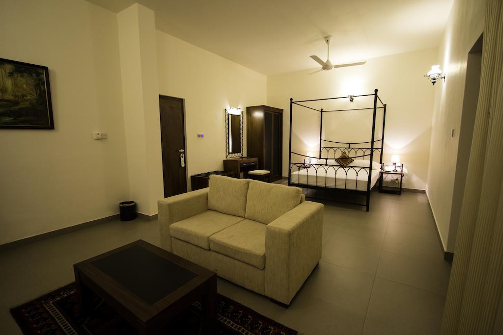 Ellen'S Place Colombo Exterior photo